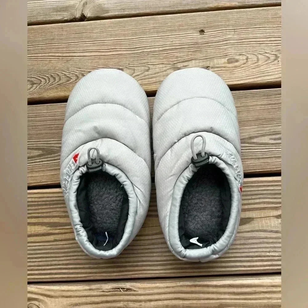 BAFFIN Polar Proven Cush Slippers/Shoes Size Medium Women’s 7/8 Grey